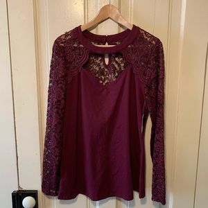 Torrid wine lace cut out top.  Size 2x
